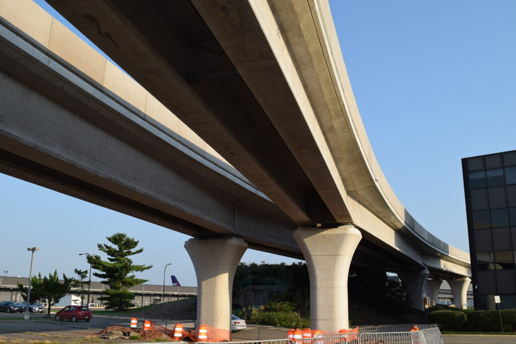 Infrastructure for the Dulles Metrorail
